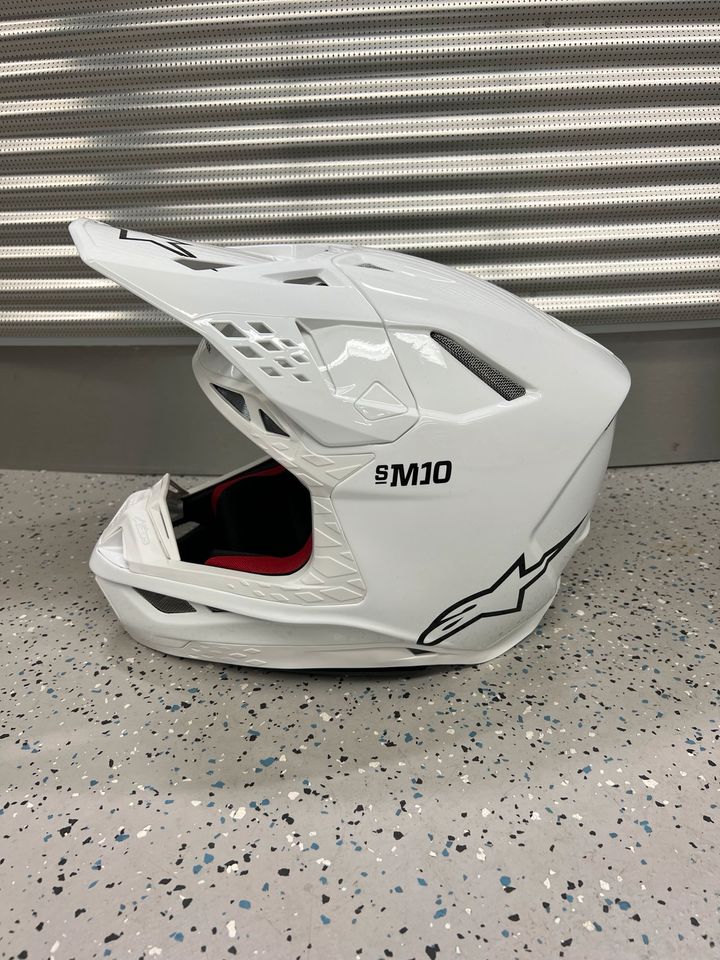Alpinestars Supertech S-M10 Solid Helm