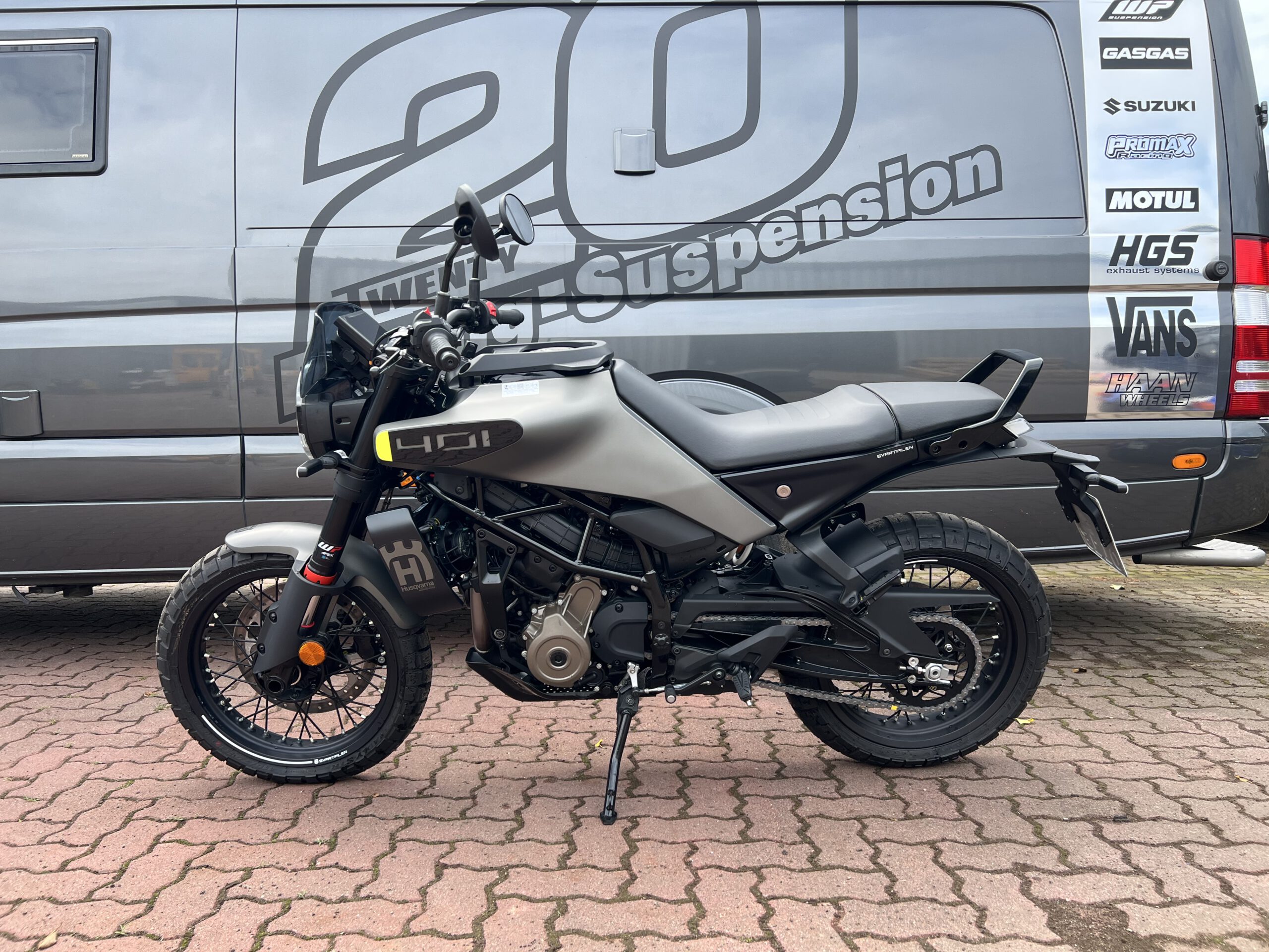 Husqvarna 401 Svartpilen 2025