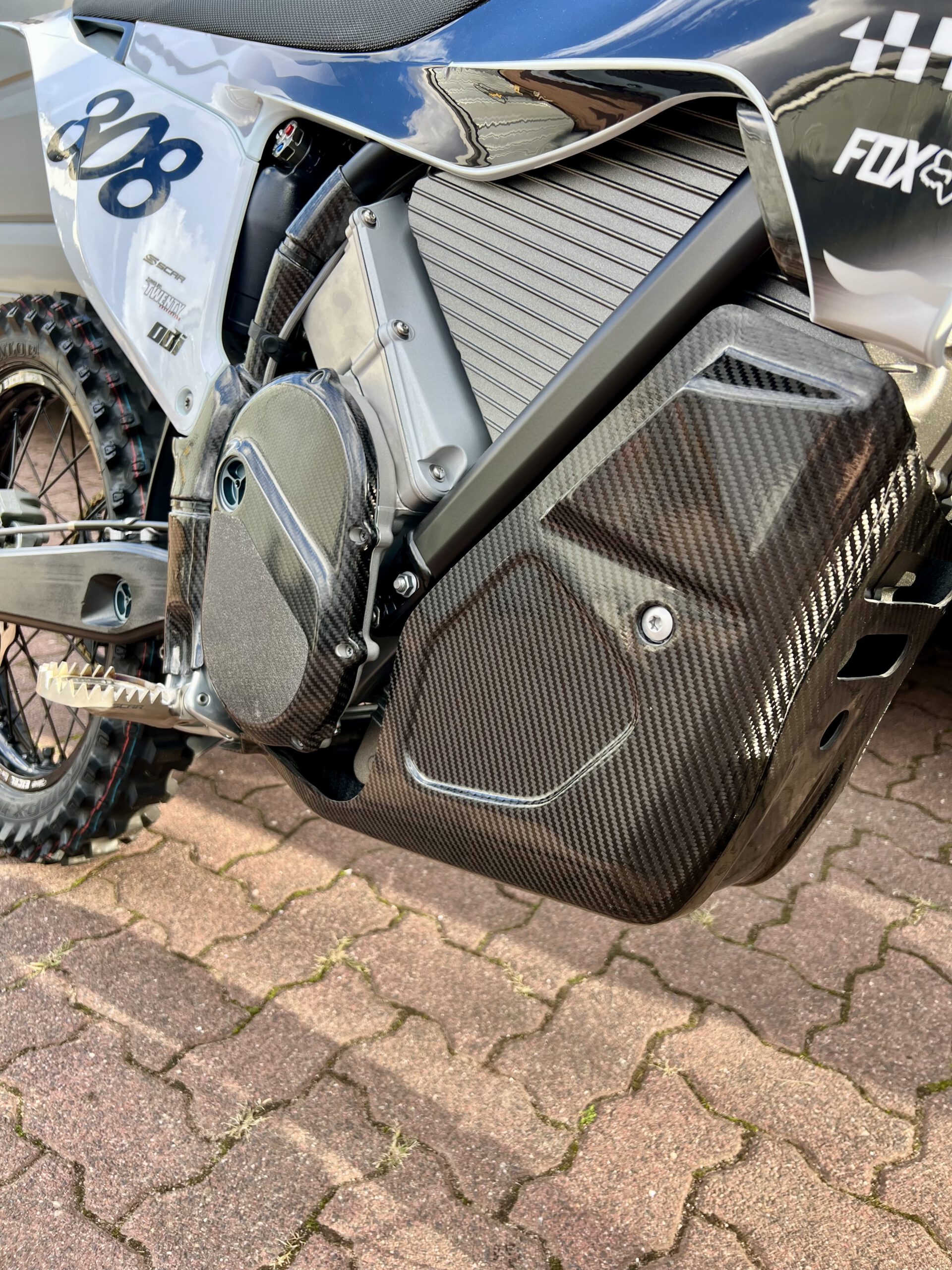 Stark Varg MX Alpha Carbon