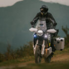 Husqvarna 901 Expedition 2026 - Action - 20 Suspension