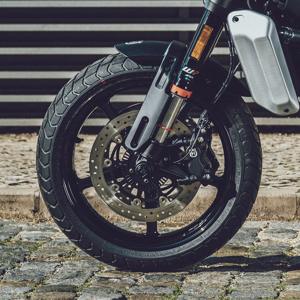 Räder und Reifen - Svartpilen 801