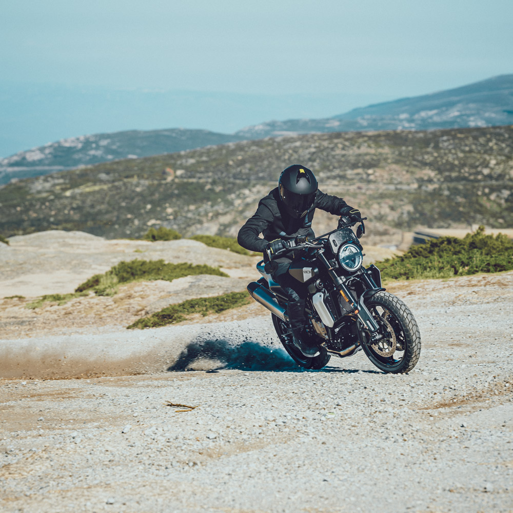 Traktionskontrolle - Svartpilen 801