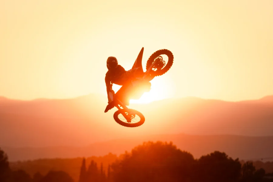 Stark 1.2. News - Hero Header